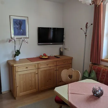 Apartment Mayer *