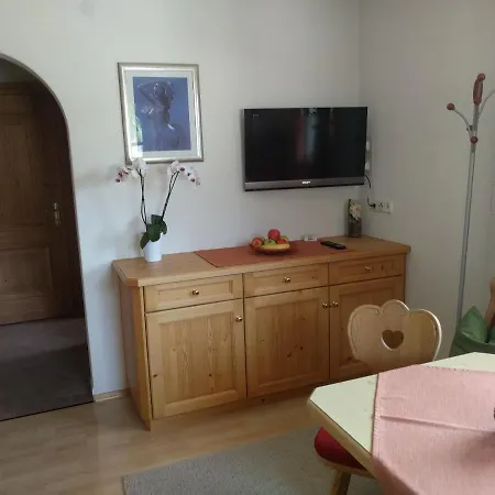 Apartment Mayer