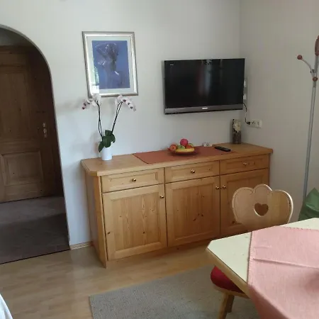Apartment Mayer